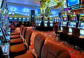 apk svip5 control room showing multiple monitor feeds of live Dragon Fishing gameplay and croupier broadcast